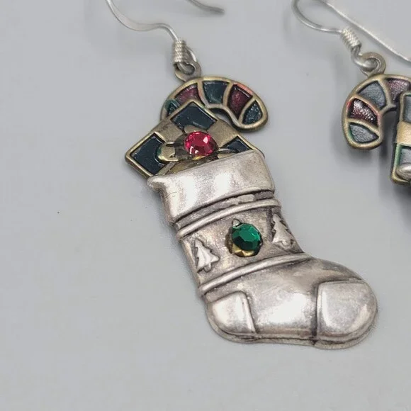 Vintage Christmas Stocking Pierced Earrings Enamel Silver tone Dangle 1 3/8" - Picture 3 of 6